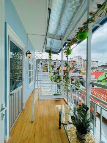 The Blue House Daire Dalat Dış mekan fotoğraf